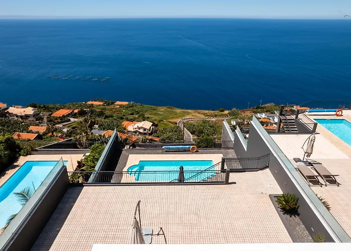 Casas Do Massapez D Villa Calheta (Madeira)